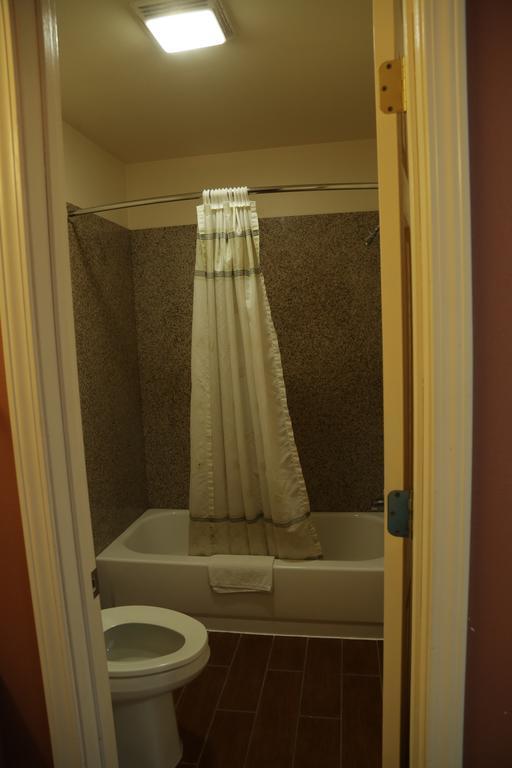 Theroff'S Motel Washington エクステリア 写真