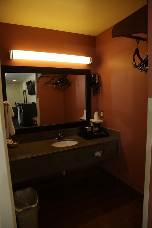 Theroff'S Motel Washington エクステリア 写真